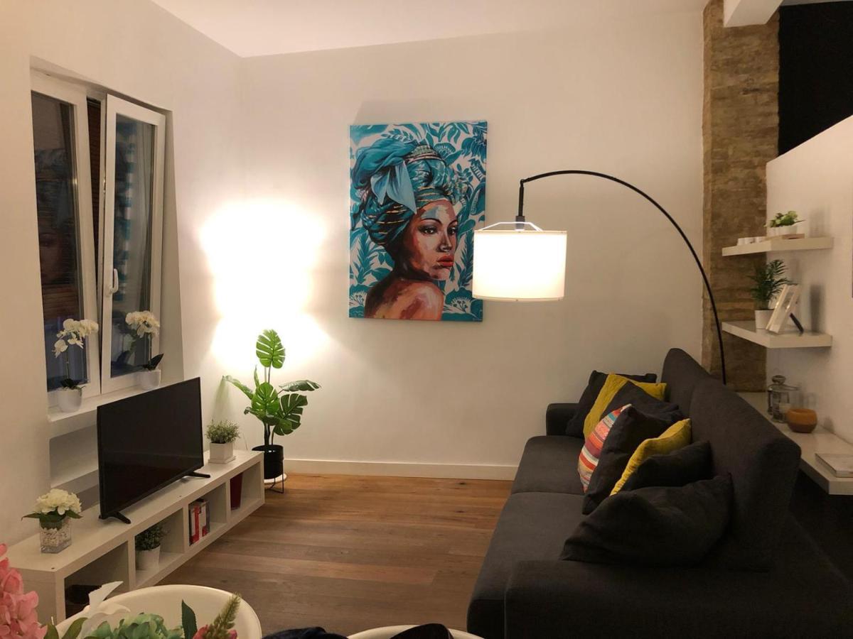 Impresionante Apartamento En Ruzafa Al Lado Del Mercado Valenza Esterno foto
